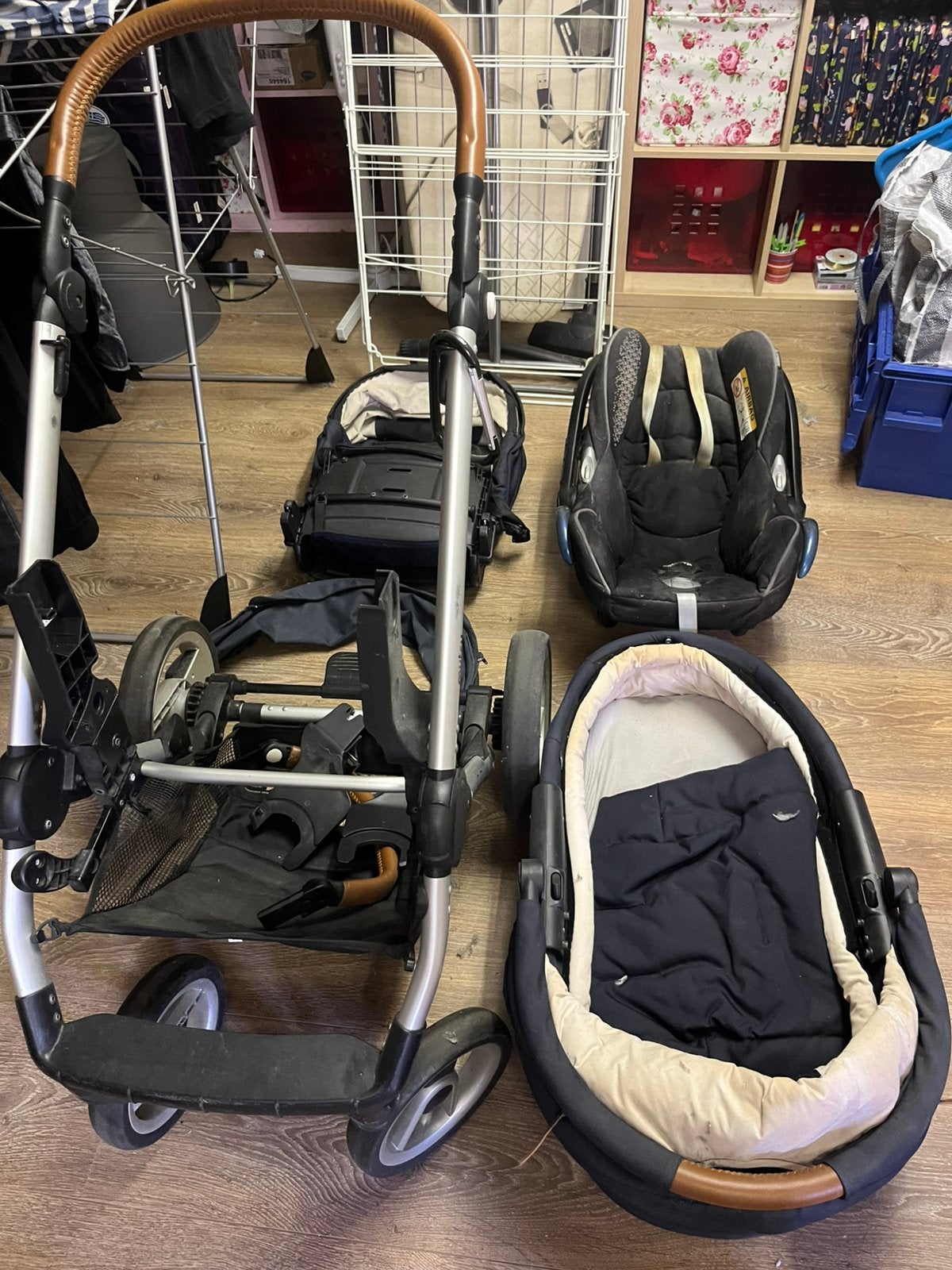 Mutsy kinderwagen 3 delig, Ophalen, Gebruikt, Combiwagen, Mutsy