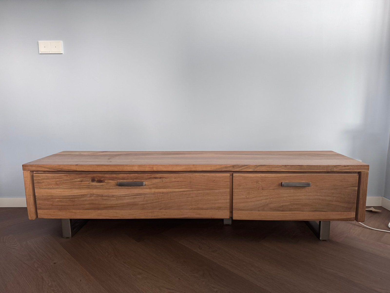 Tv meubel 175cm hout Xooon, Ophalen, Zo goed als nieuw, 25 tot 50 cm, Minder dan 100 cm