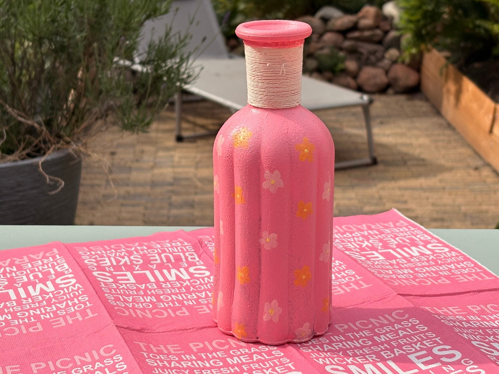 Leuk decoratief vaasje, Ophalen of Verzenden, Zo goed als nieuw, Overige kleuren, Glas