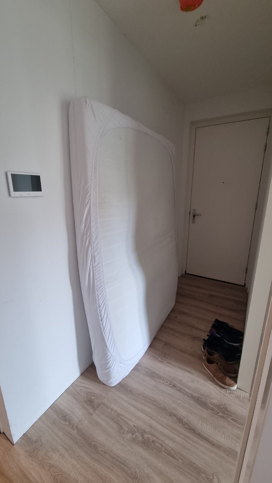 Gratis Matras, moet vandaag weg, Huizen en Kamers, Kamers te huur