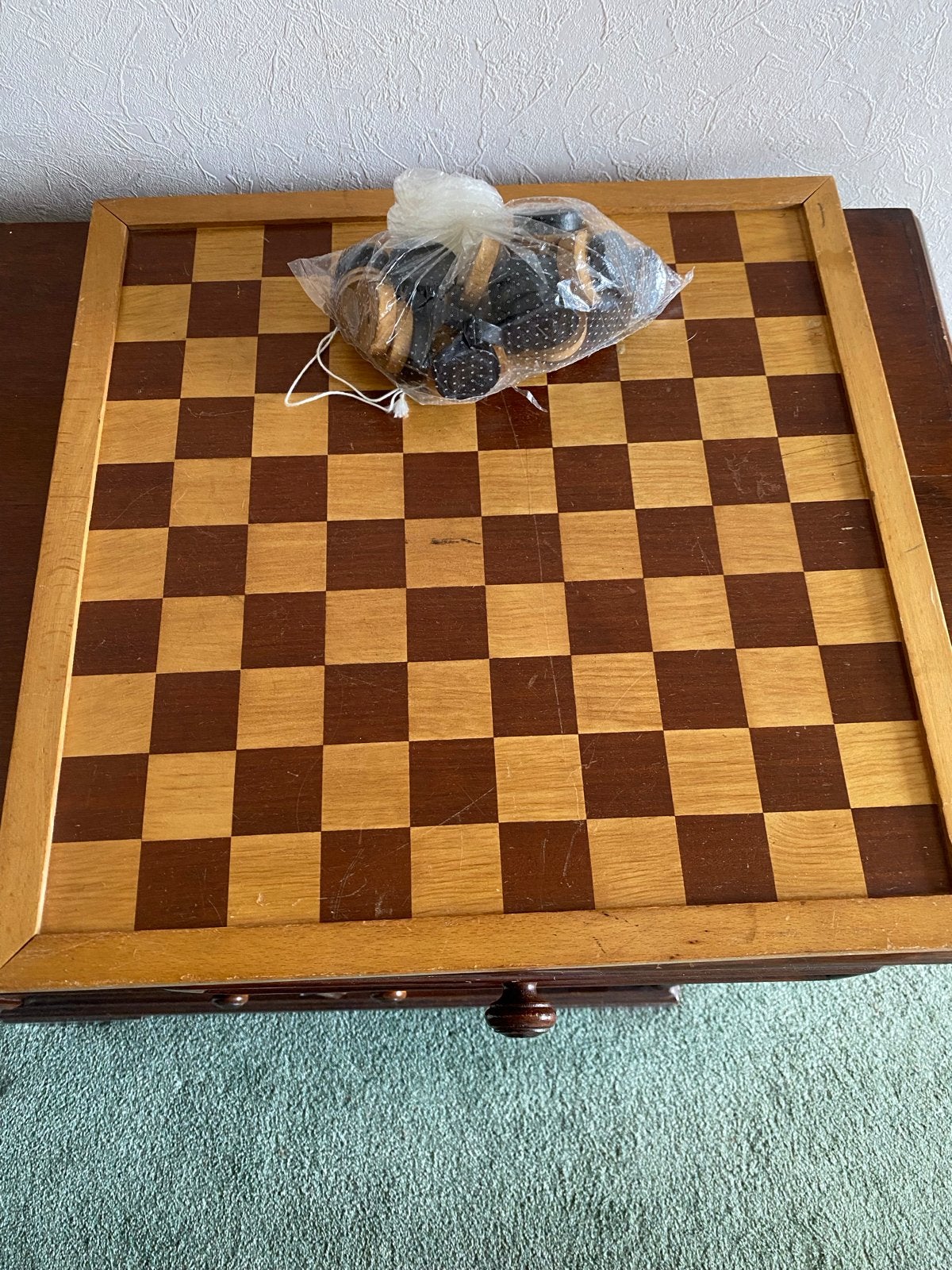 Houten schaak/dam bord met damstenen, Een of twee spelers, Ophalen, Gebruikt