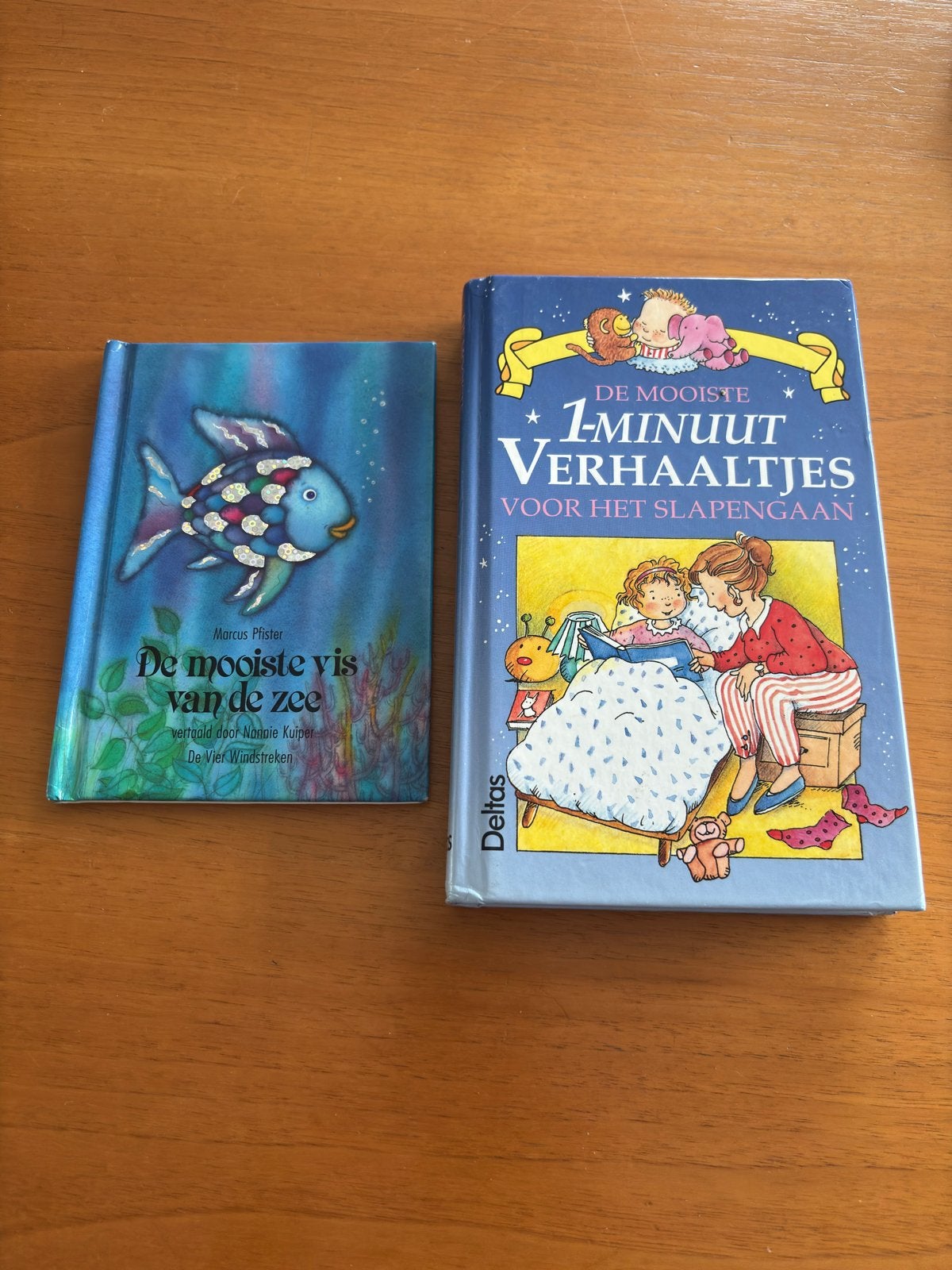 De Mooiste Vis van de Zee & 1-Minuut Verhaaltjes, Ophalen of Verzenden, Zo goed als nieuw, Uitklap-, Voel- of Ontdekboek, 2 tot 3 jaar