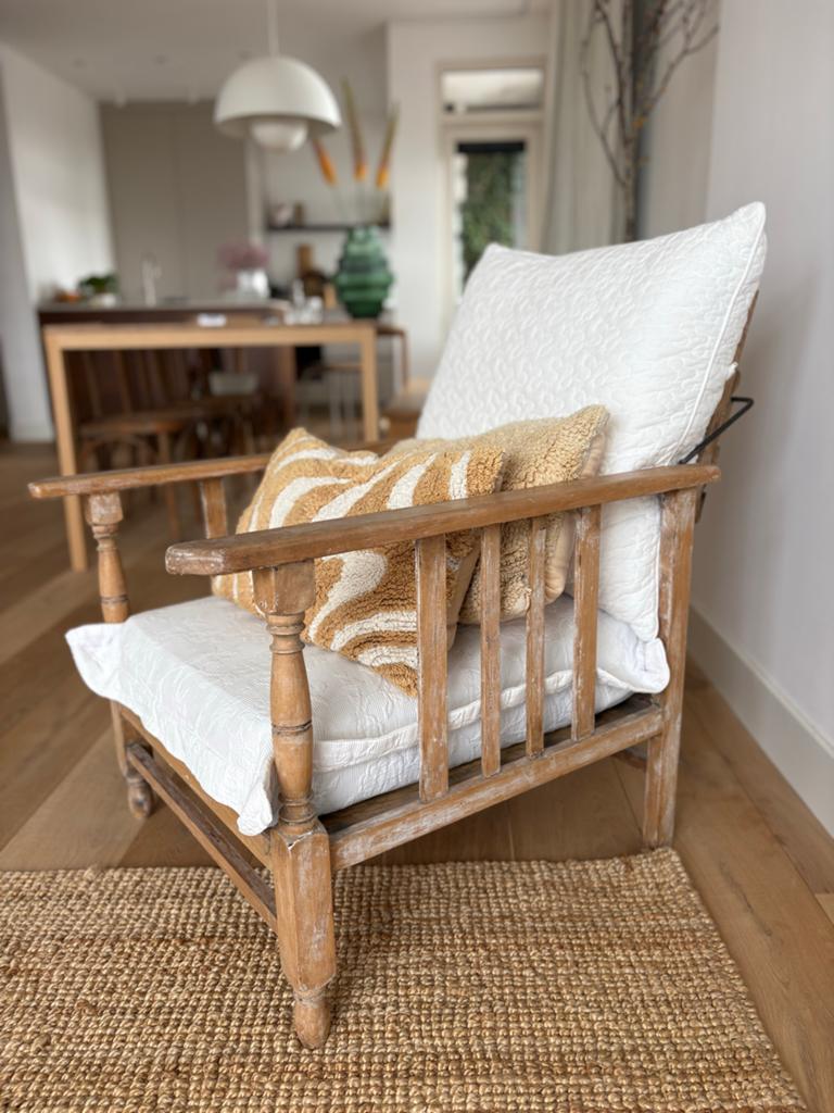 Vintage houten fauteuil (rookstoel), Ophalen