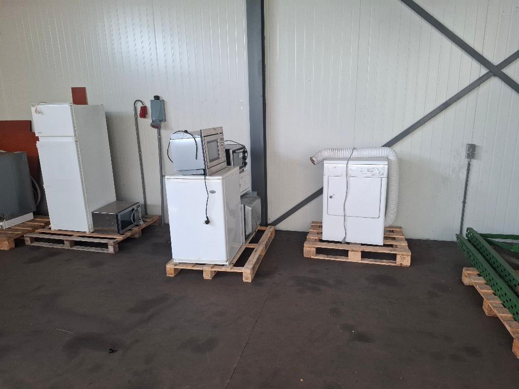 diverse witgoed, koelkasten etc., Ophalen, 200 liter of meer, 160 cm of meer, Zonder vriesvak