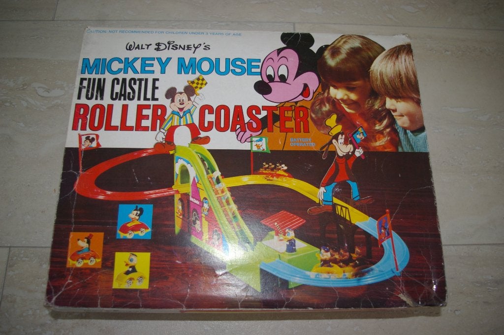 Mickey Mouse fun castle Roller coaster. / Memo spel, Ophalen of Verzenden, Overige figuren, Overige typen