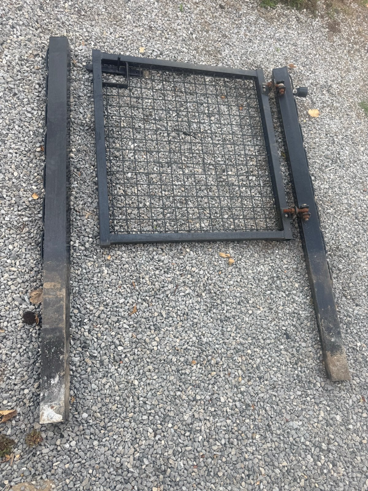 Poort inclusief palen - Zwart gaashekwerk, Ophalen, Met poort, Gebruikt, Gaashekwerk