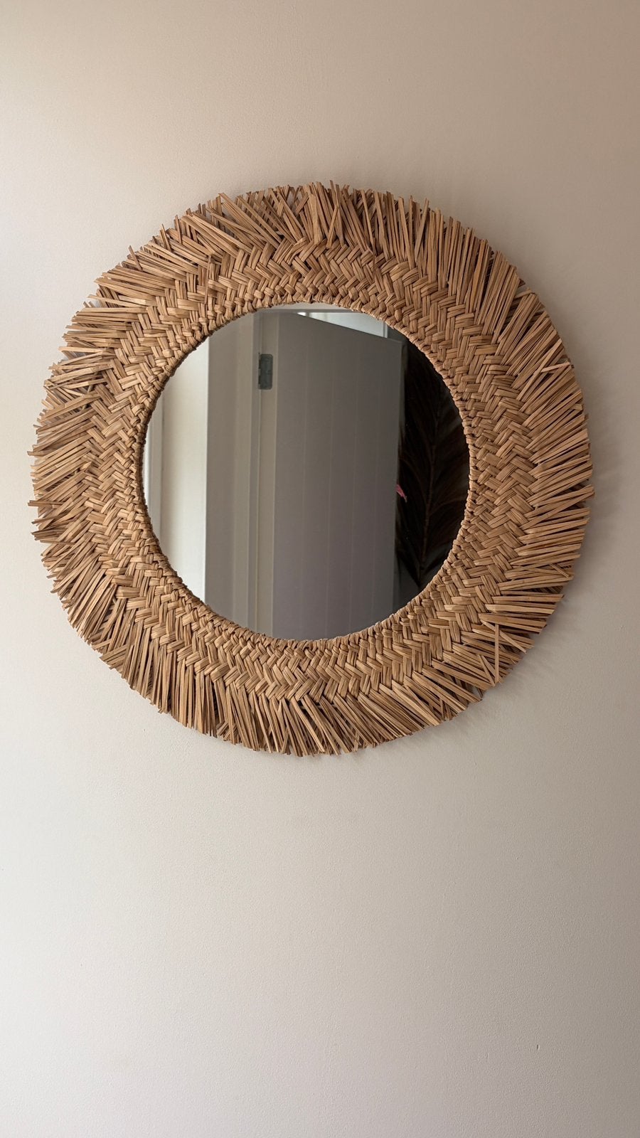 Ronde rotan spiegel Ø64 cm – boho Ibiza naturel, Ophalen, Rond, Zo goed als nieuw, Minder dan 100 cm