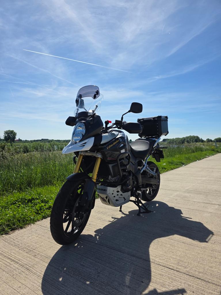 Suzuki V-Strom 1000 - 2017, Motoren, 2 cilinders, Motorrijbewijs A, Gebruikt, Particulier