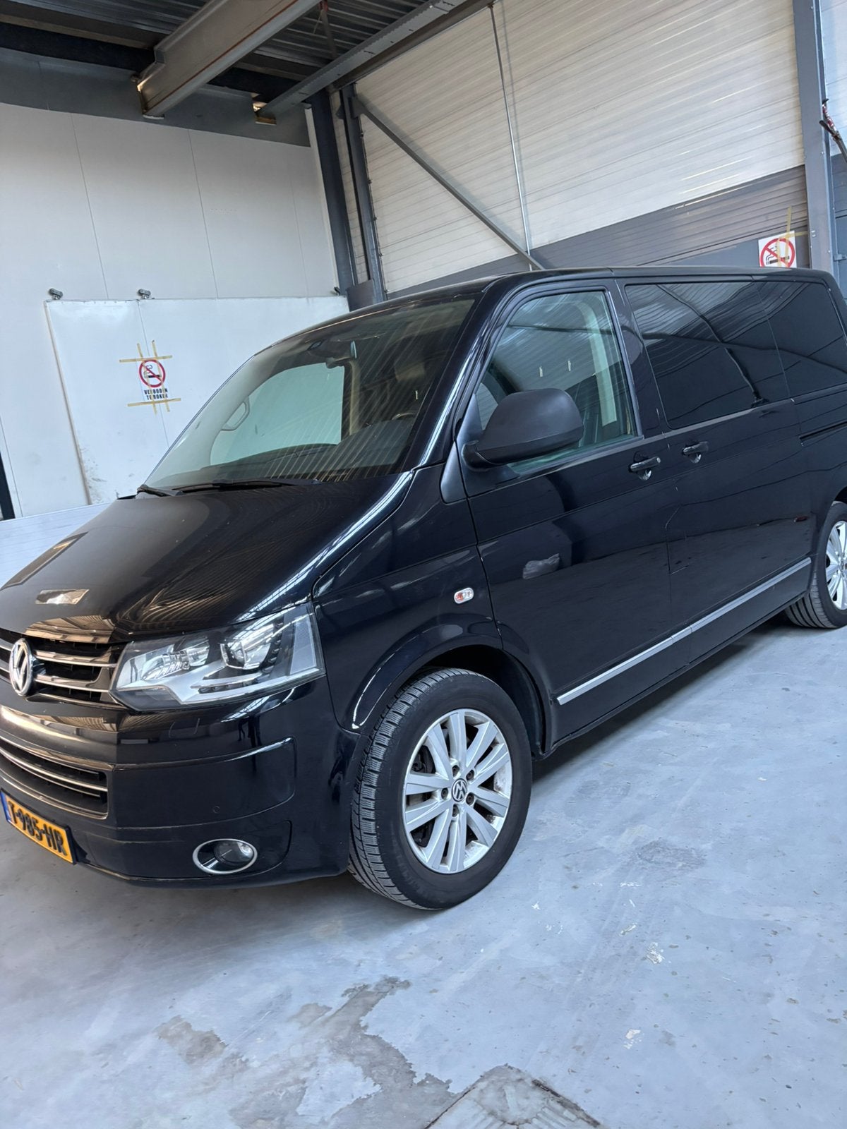 Volkswagen multivan t5 2015 BENZINE, Ophalen of Verzenden, Nieuw, Volkswagen