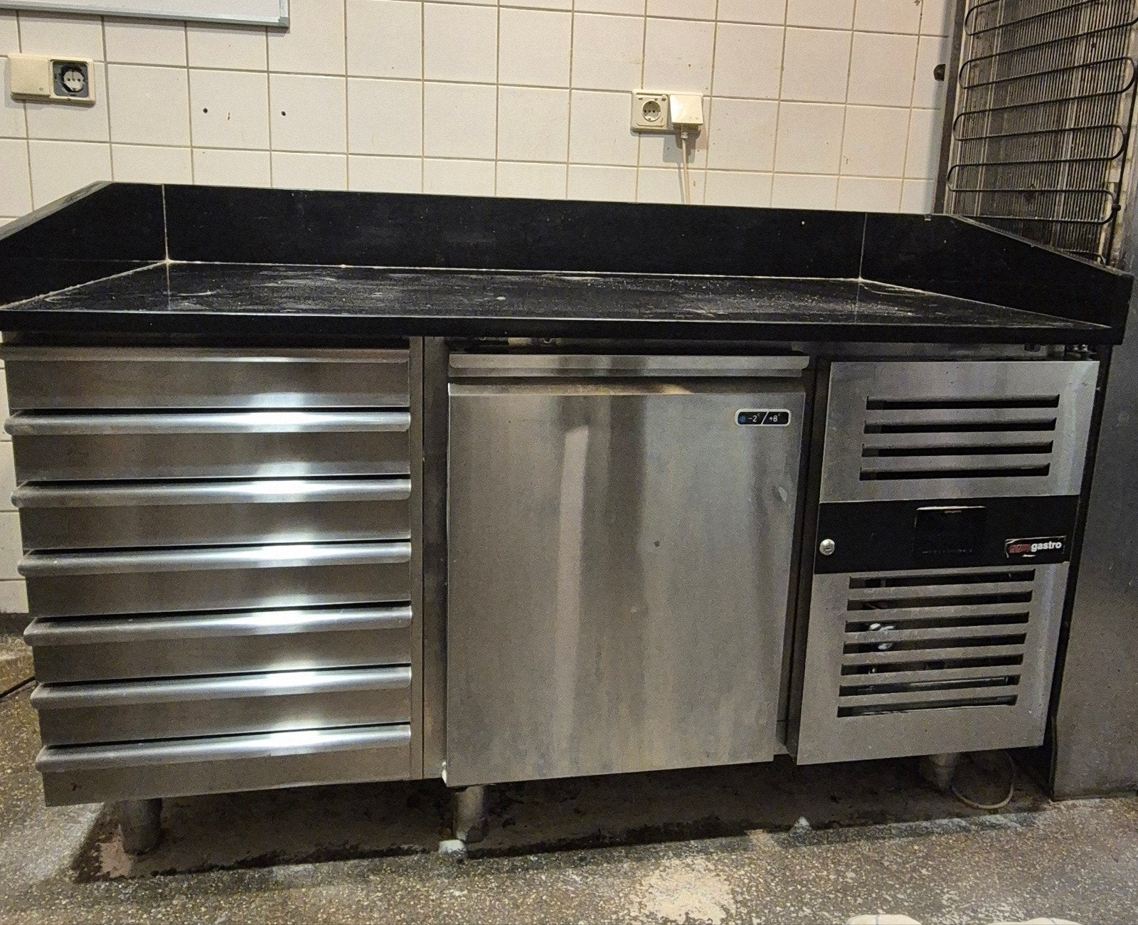 GGM Gastro Pizzawerkbank slechts 5 maanden gebruikt, Ophalen of Verzenden, Gebruikt, Koelen en Vriezen