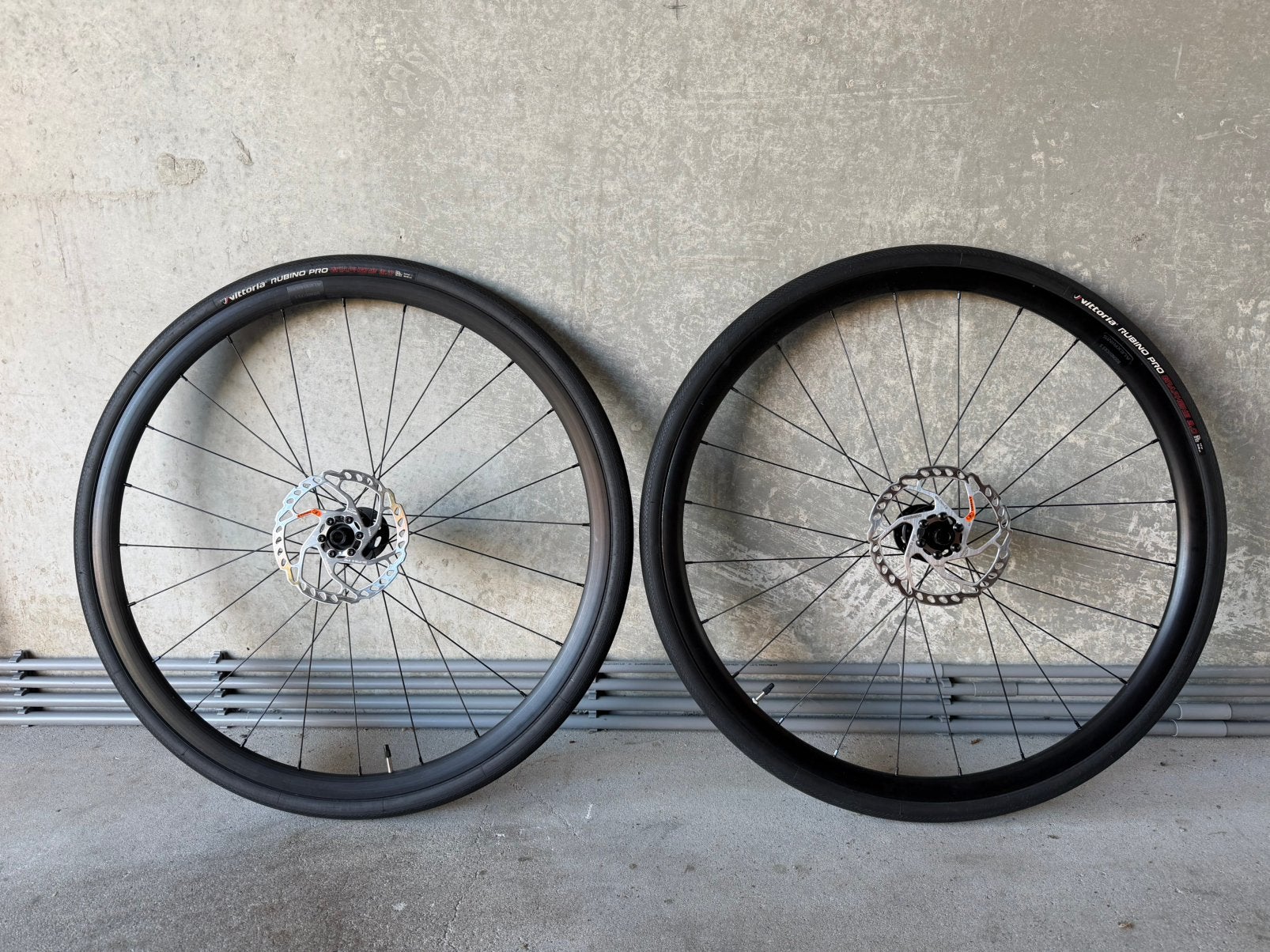 Nieuwe Alexrims alu velgset met nieuwe 30mm Vittoria, Fietsen en Brommers, Fietsen | Racefietsen, Overige merken, Aluminium, Ophalen of Verzenden