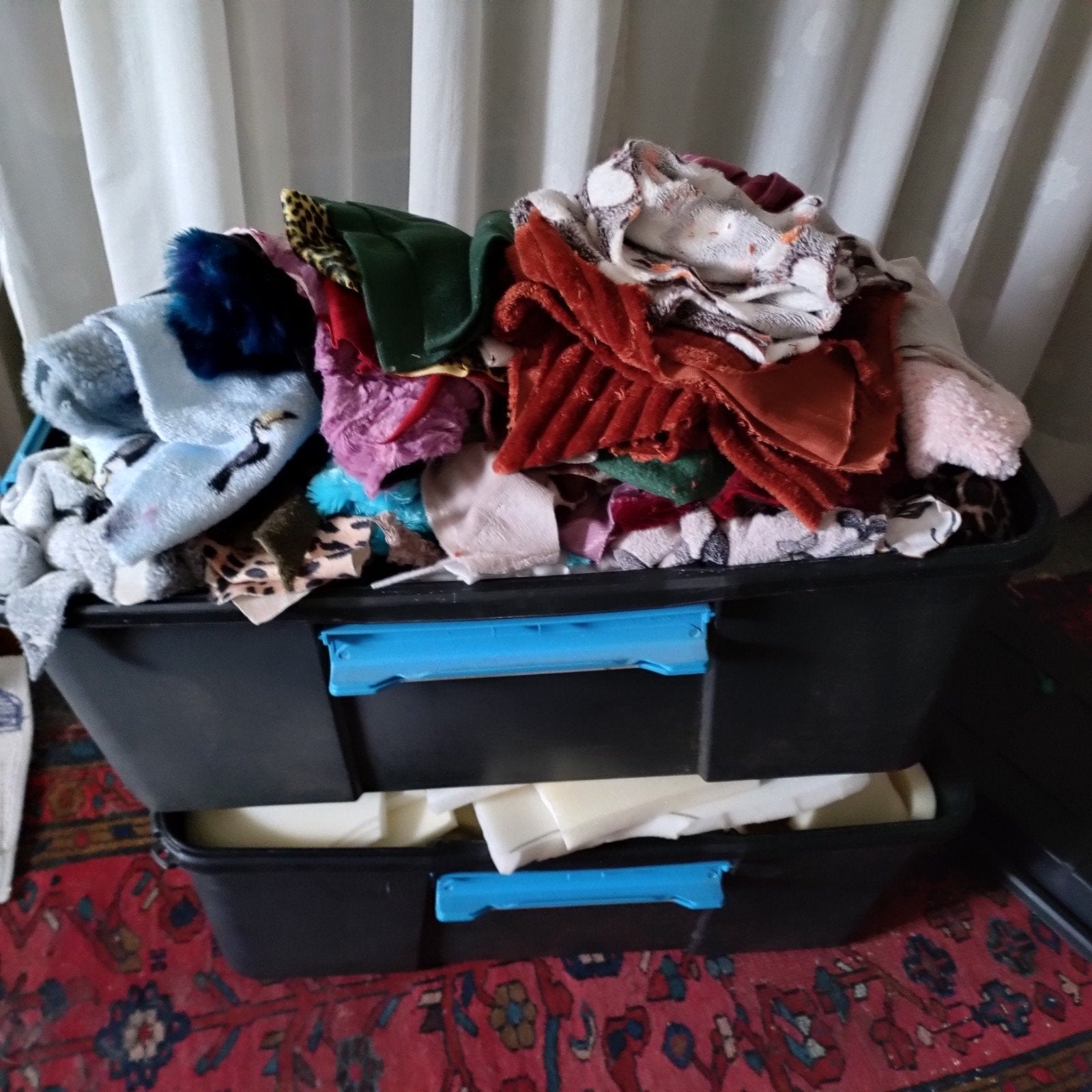 stukken schuimrubber en fleece, Hobby en Vrije tijd, Ophalen, Nieuw