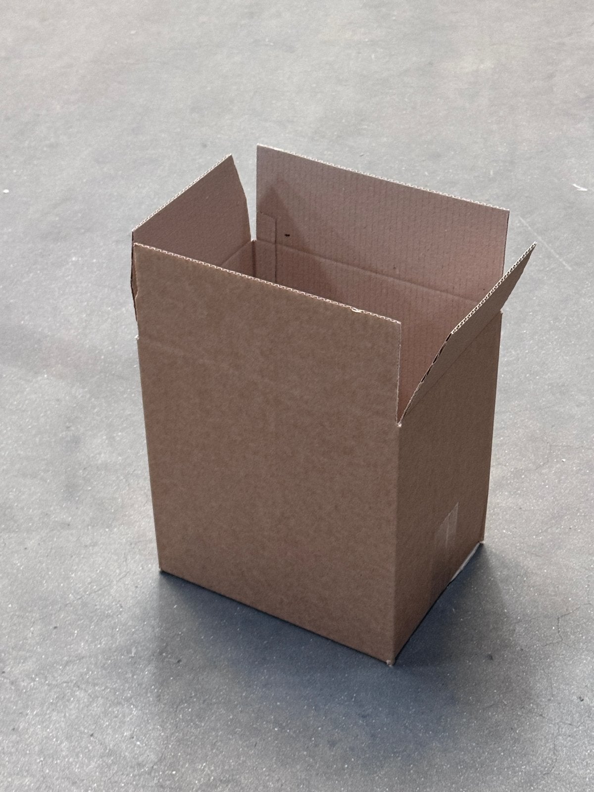 1250 stuks Amerikaanse vouwdoos, enkele golf, Doe-het-zelf en Verbouw, Ophalen, Doos, Opvouwbaar, Minder dan 50 cm