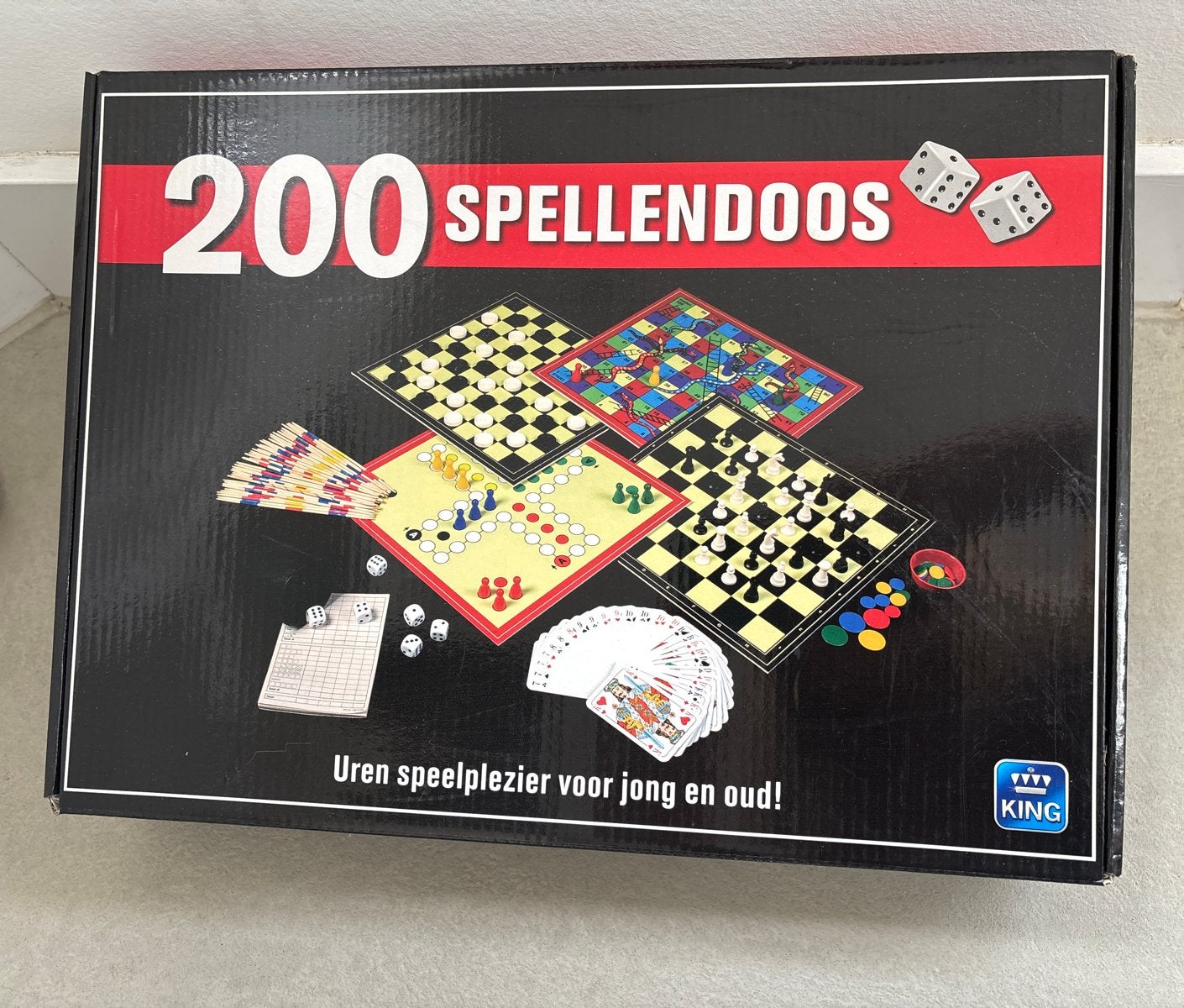 200 Spellendoos - Nieuwstaat, lichte doosschade, Ophalen of Verzenden, Zo goed als nieuw
