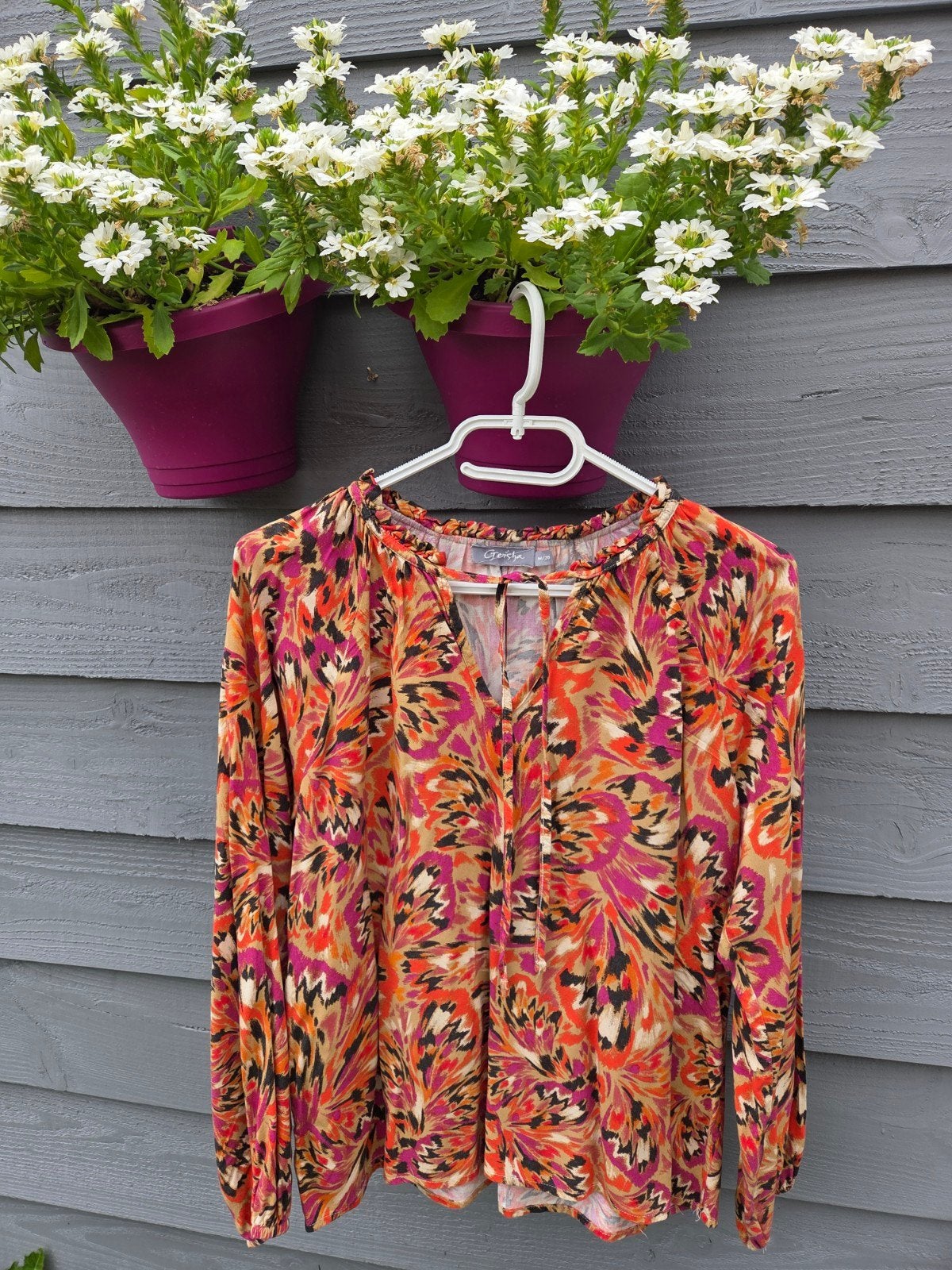 Geisha kleurrijke blouse  maat M met warme kleuren €10, Kleding | Dames, Blouses en Tunieken, Maat 38/40 (M), Meerkleurig, Ophalen of Verzenden