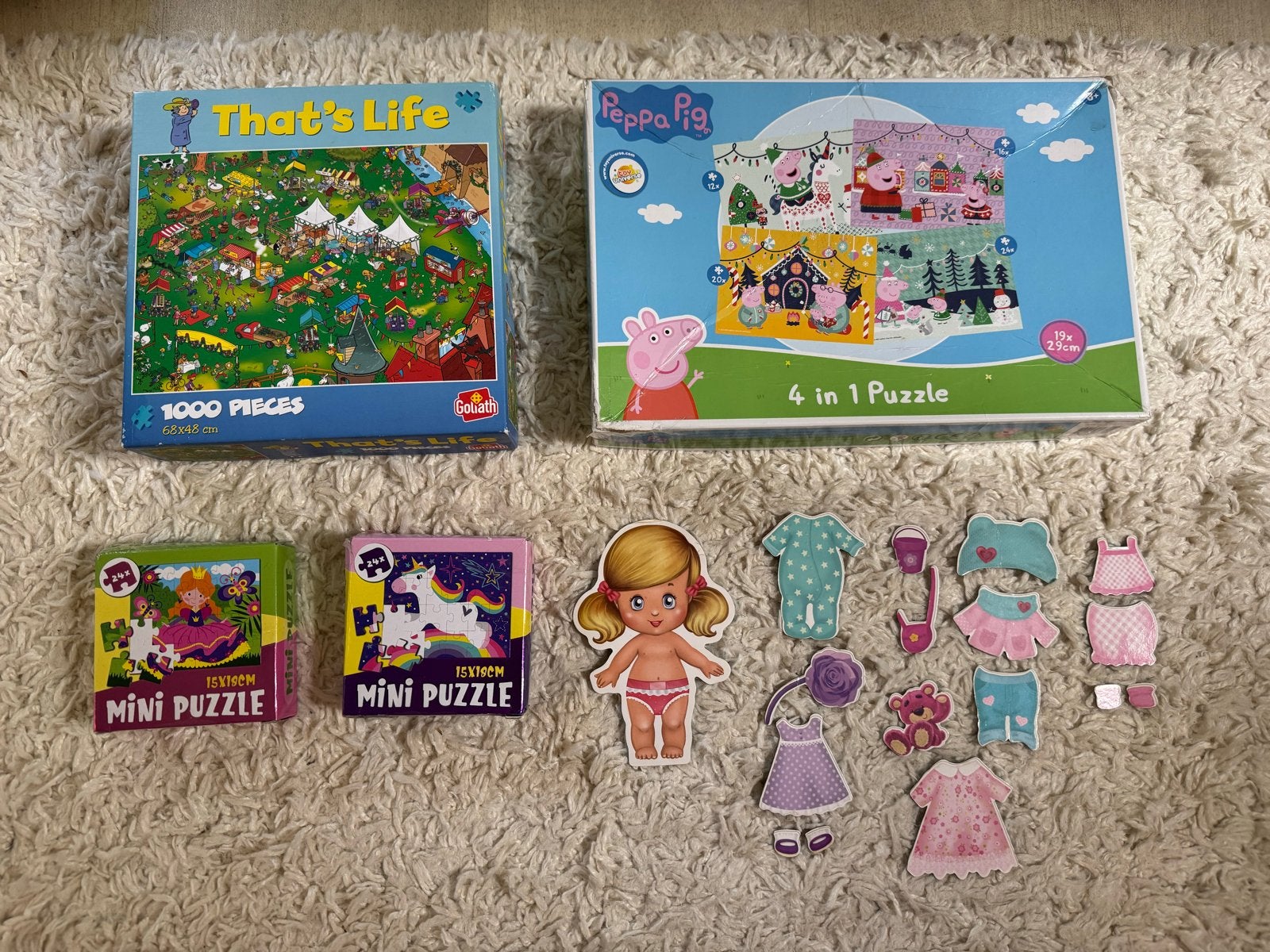 Puzzel set: That's Life, Peppa Pig, mini puzzels en aankleed, Ophalen of Verzenden, Meer dan 50 stukjes, Gebruikt, 4 tot 6 jaar