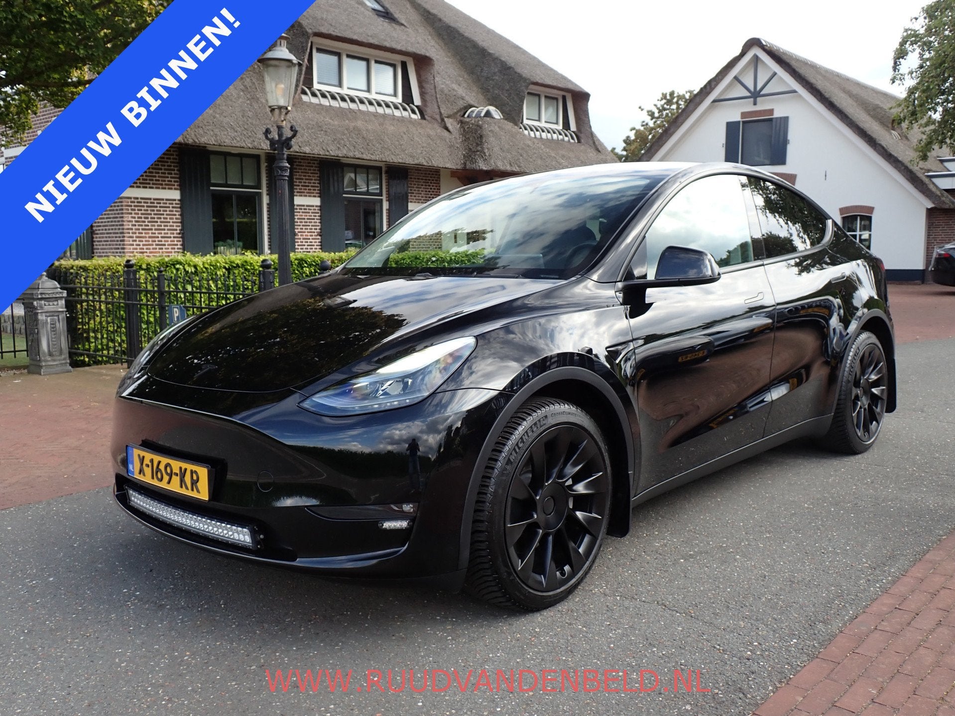 Tesla Model Y Long Range AWD 75kWh 20-INCH / TREKHAAK, Gebruikt, Zwart, Zwart, Vierwielaandrijving