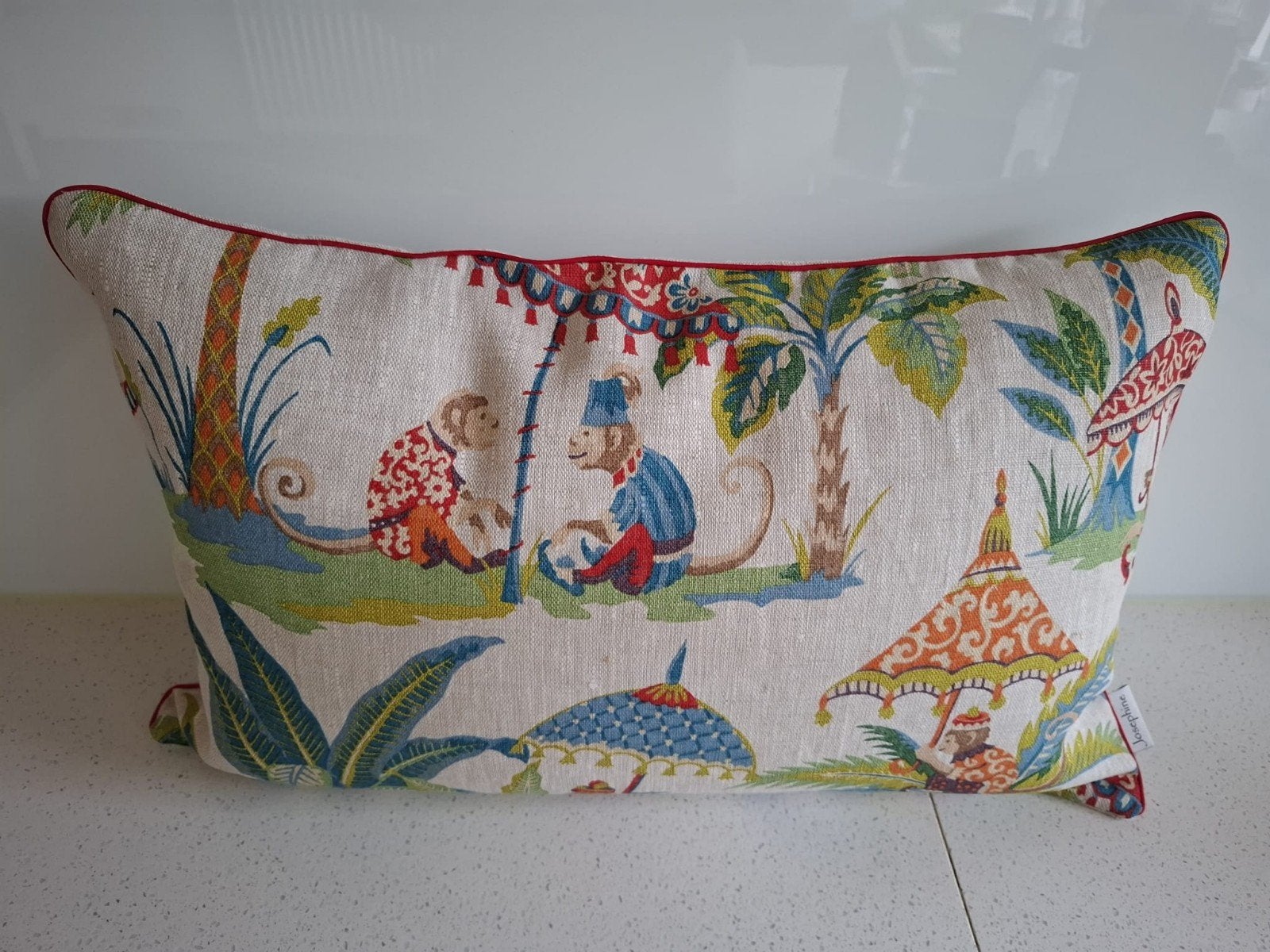 Handgemaakt sierkussen aapjes 30x50 cm, Ophalen of Verzenden, Nieuw, Rechthoekig