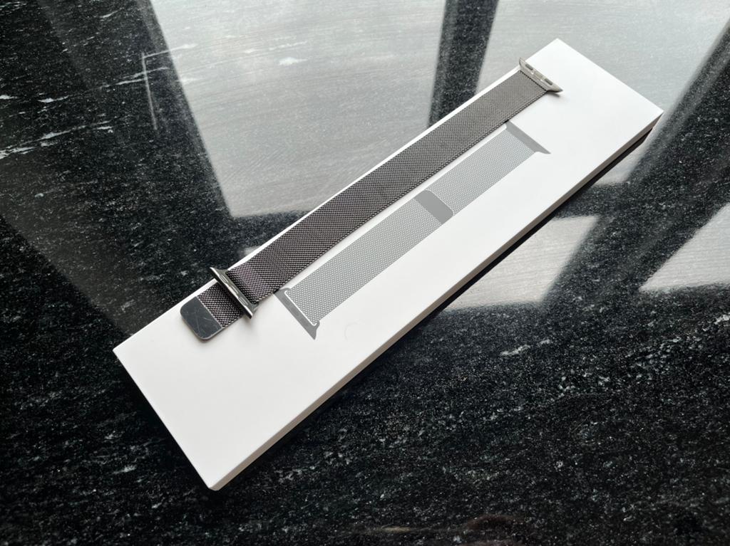 Apple watch milanese loop 40mm origineel, Sieraden, Tassen en Uiterlijk, Smartwatches, Ophalen, Gebruikt, Zwart, IOS