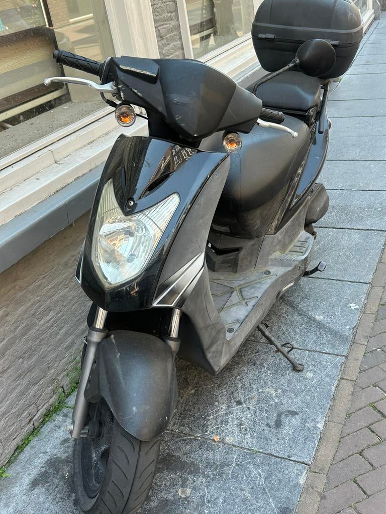 Zwart, Ophalen of Verzenden, Zo goed als nieuw, Benzine, Overige modellen