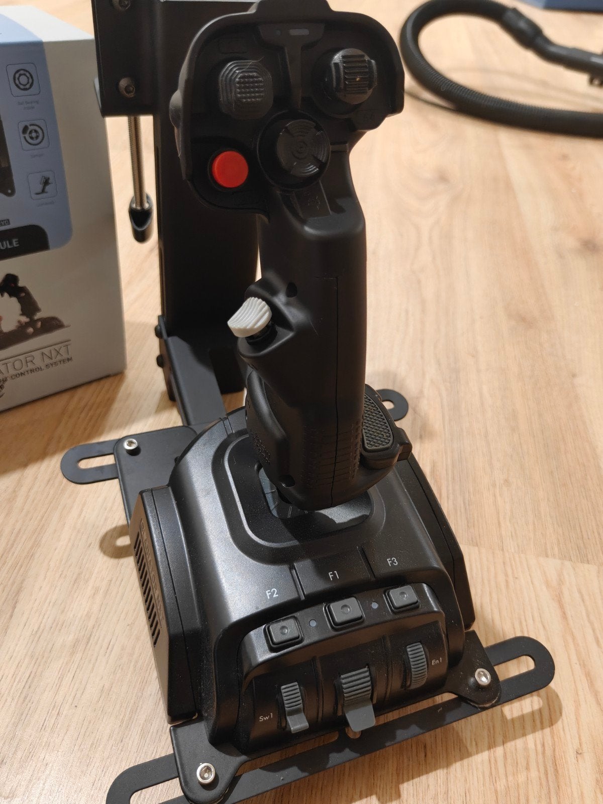 VKB Gladiator NXT + tafel arm, Ophalen of Verzenden, Zo goed als nieuw