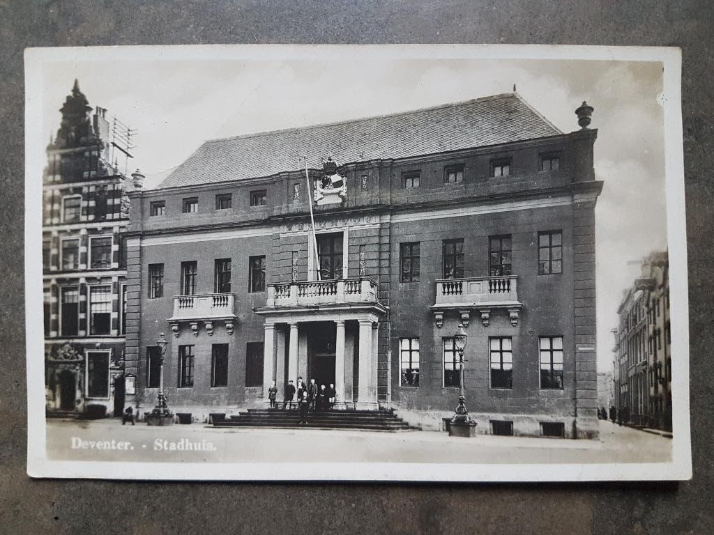 Ansichtkaart Deventer Stadhuis Reclame Dieltjens Hoogstraten, Ophalen of Verzenden, 1940 tot 1960, Ongelopen, Overijssel