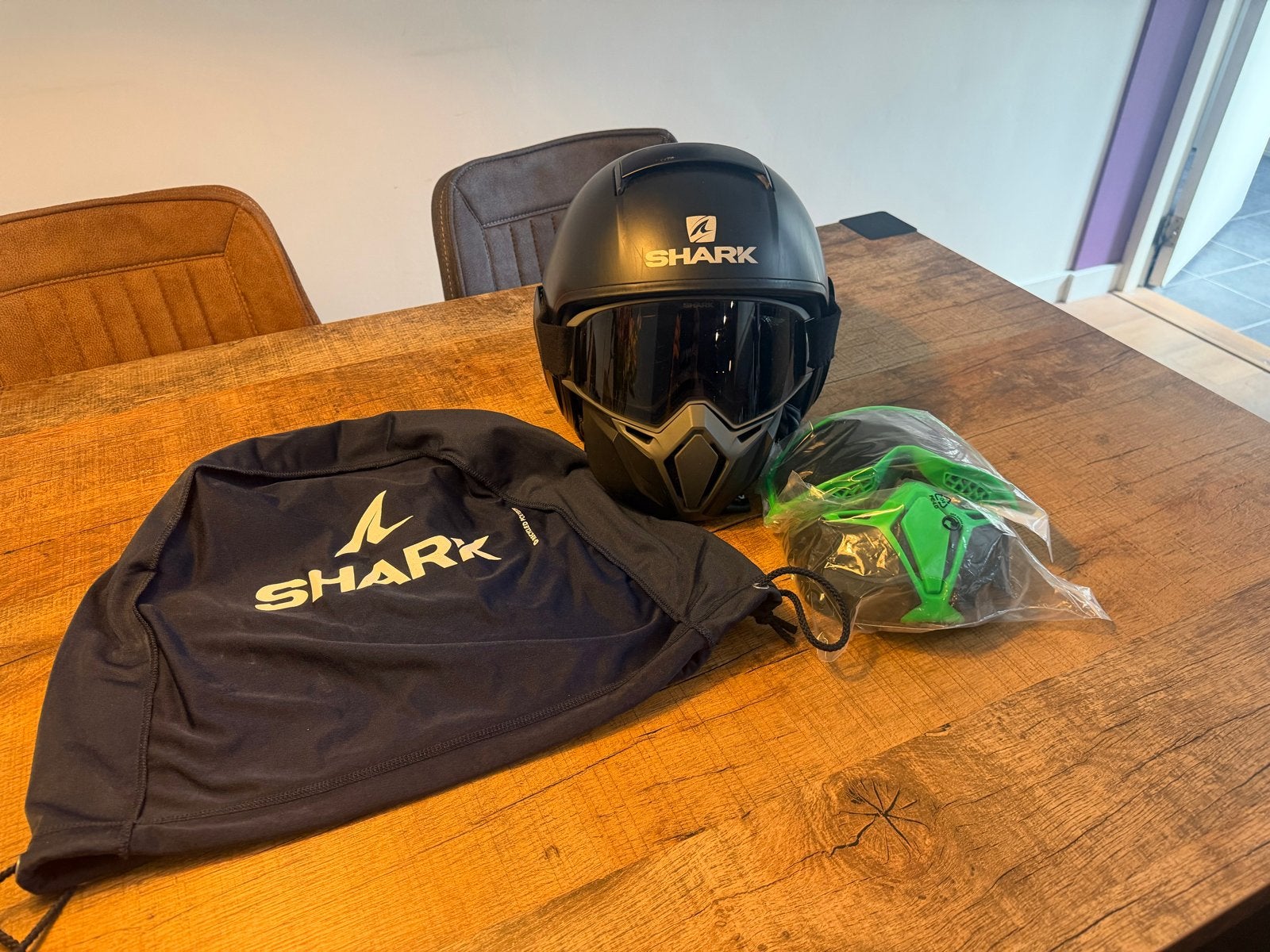 Shark Drak helm matzwart met vizier en stofzak, Ophalen, Heren, Shark, Tweedehands