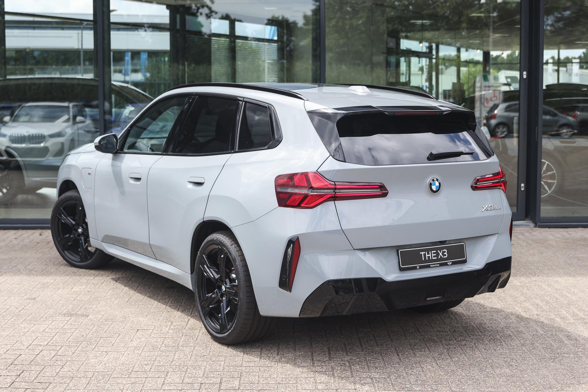 BMW X3 30e xDrive M Sport Automaat / Panoramadak / Trekhaak, Auto's, Automaat, 1998 cc, Zwart, 4 cilinders