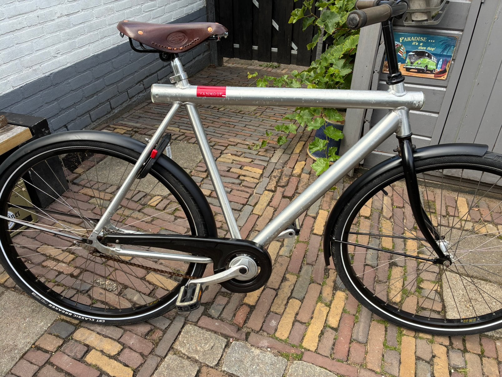 Van Moof fiets 28 inch zonder versnellingen., Terugtraprem, Gebruikt, 61 tot 65 cm, Ophalen