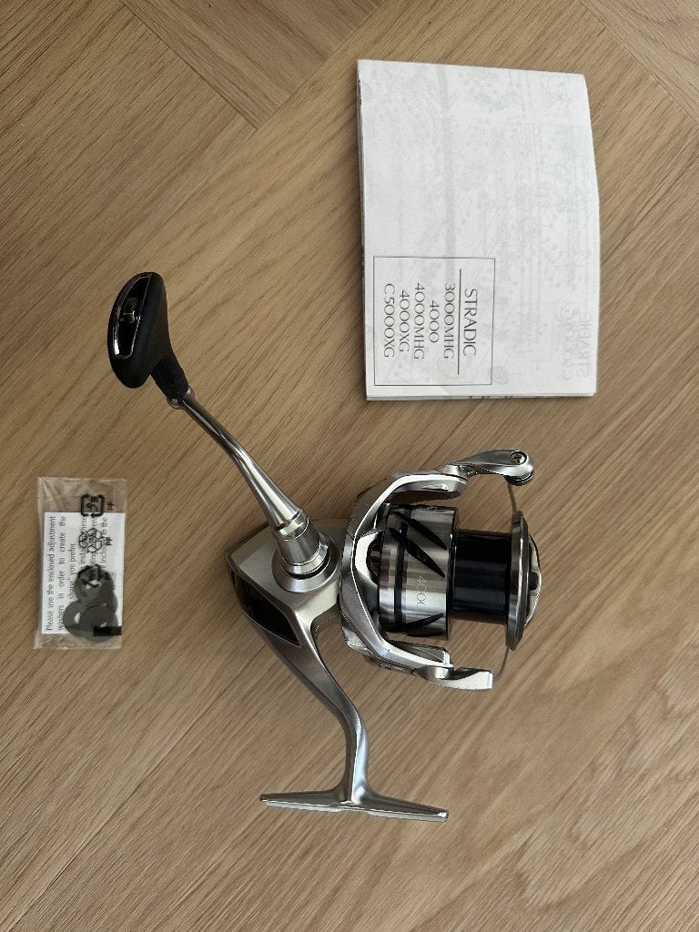 Shimano Stradic 4000 molen – compleet met doos, Watersport en Boten, Ophalen of Verzenden, Zo goed als nieuw, Molen