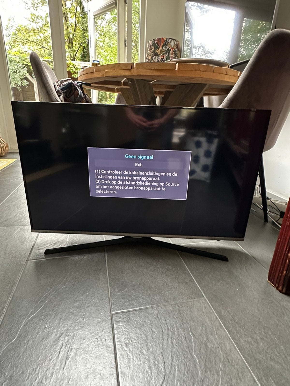 Foto 4 van Samsung UE40J5100AW – 40 inch Full HD TV