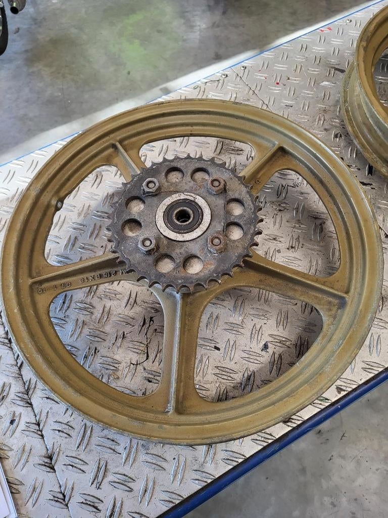 Set PVM wielen 2.15 x 18", Ophalen, Gebruikt