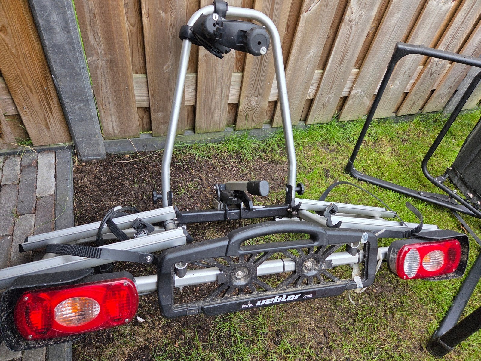Uebler fietsendrager voor 2 fietsen, voorzien van sleutels, Ophalen, Gebruikt, 2 fietsen, Trekhaakdrager