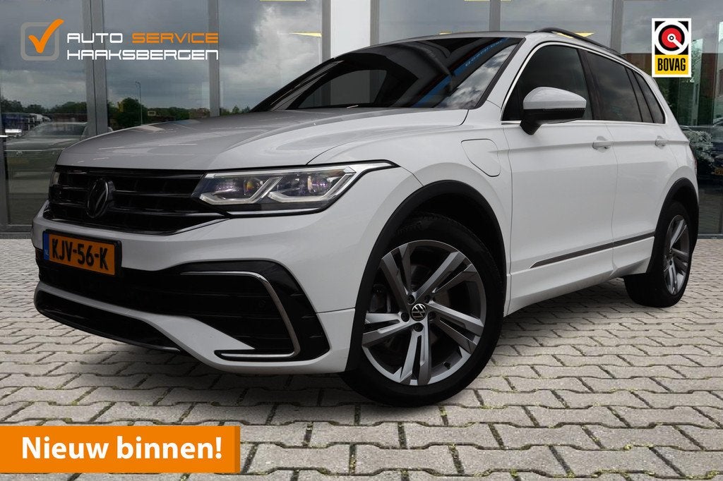 Volkswagen Tiguan 1.4 TSI eHybrid R-Line | Trekhaak | ACC |, 1716 kg, 4 cilinders, Wit, Hybride Elektrisch/Benzine