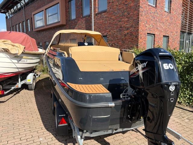 In prijs verlaag!Florijn 615XL Mercury F60 en trailer!, 60 pk, Tender, Rondzit, Zo goed als nieuw