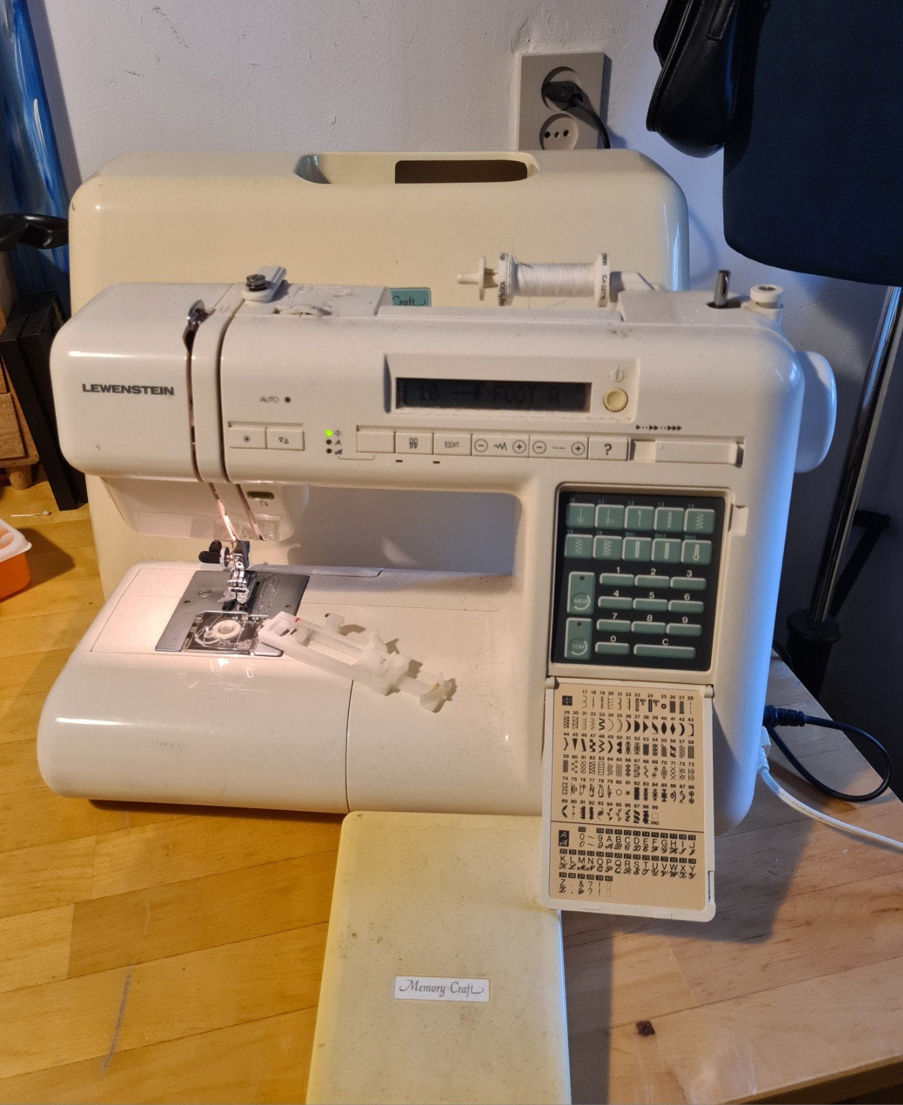 Lewenstein memory craft Naaimachine, Ophalen, Gebruikt, Naaimachine, Lewenstein
