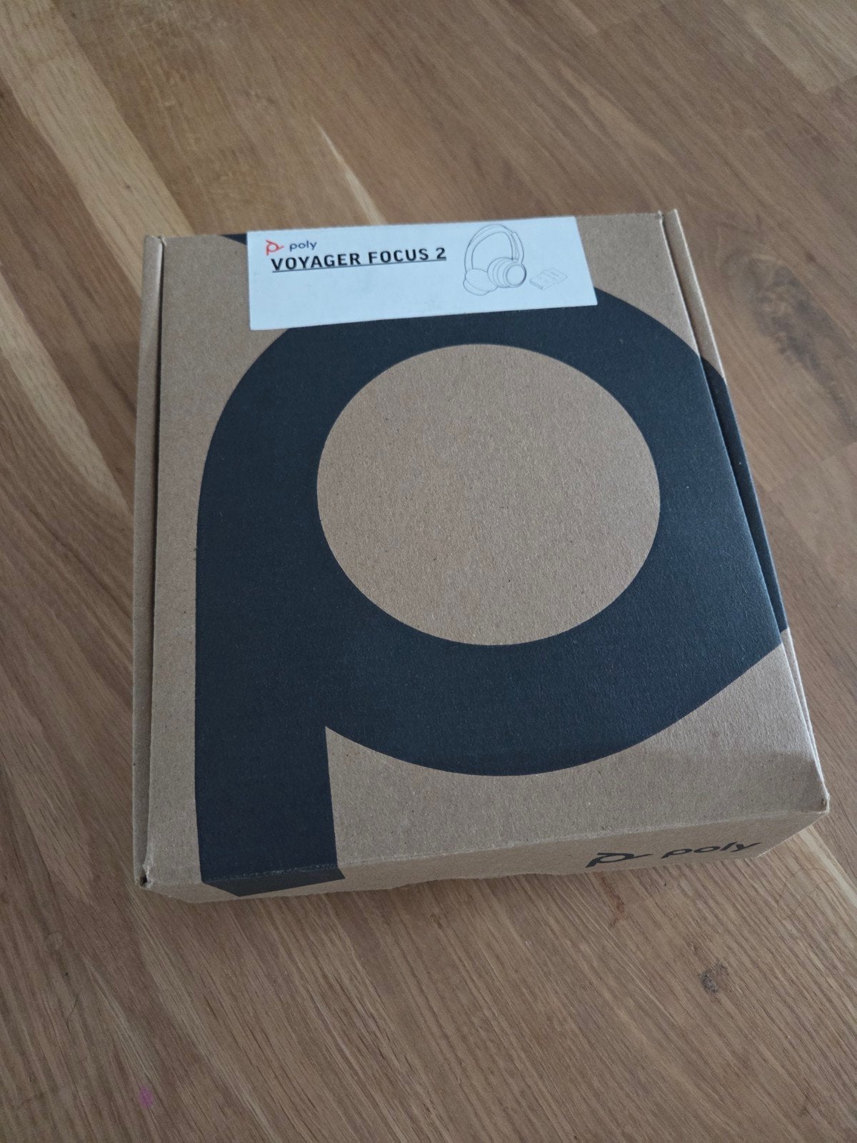 Poly Voyager Focus 2 UC Draadloze Headset - Nieuw in doos, Overige merken, Nieuw, Draadloos, Op oor (supra aural)