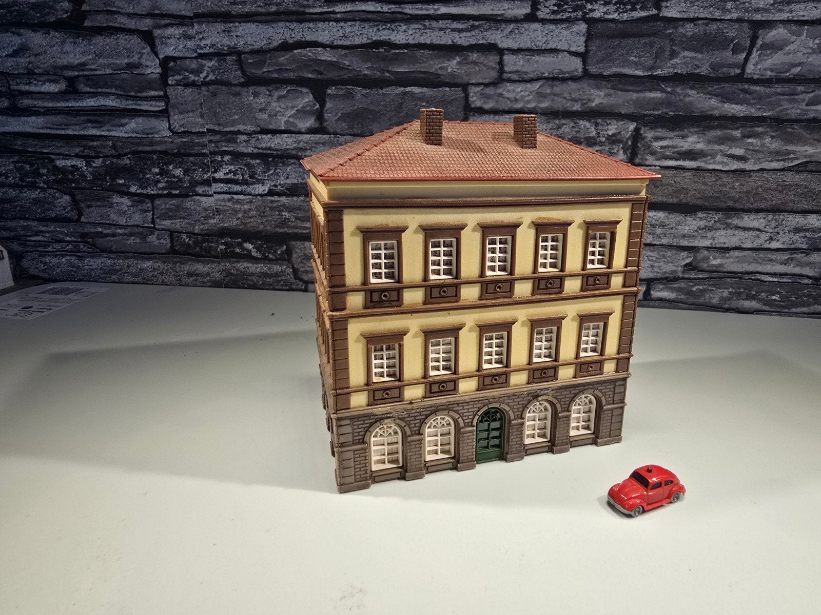 Politiebureau hoofdkantoor N spoor modeltrein 1:160, Hobby en Vrije tijd, Modeltreinen | N-Spoor, Overige merken, Gebruikt, Gelijkstroom of Wisselstroom