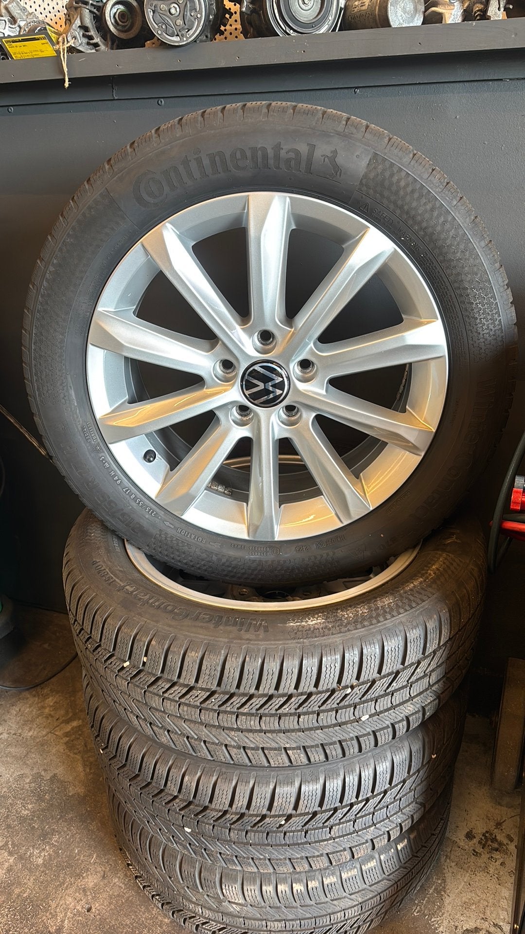 17 inch orig VW Passat 5x112 velgen+ winterbanden, Auto-onderdelen, Ophalen, Banden en Velgen, 17 inch, Winterbanden