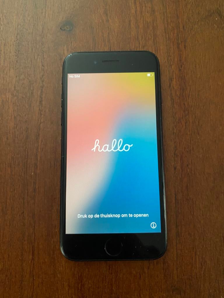 Nette zwarte iPhone SE 64GB (2020), Telecommunicatie, Mobiele telefoons | Apple iPhone, Verzenden, Zo goed als nieuw, Zwart, 64 GB
