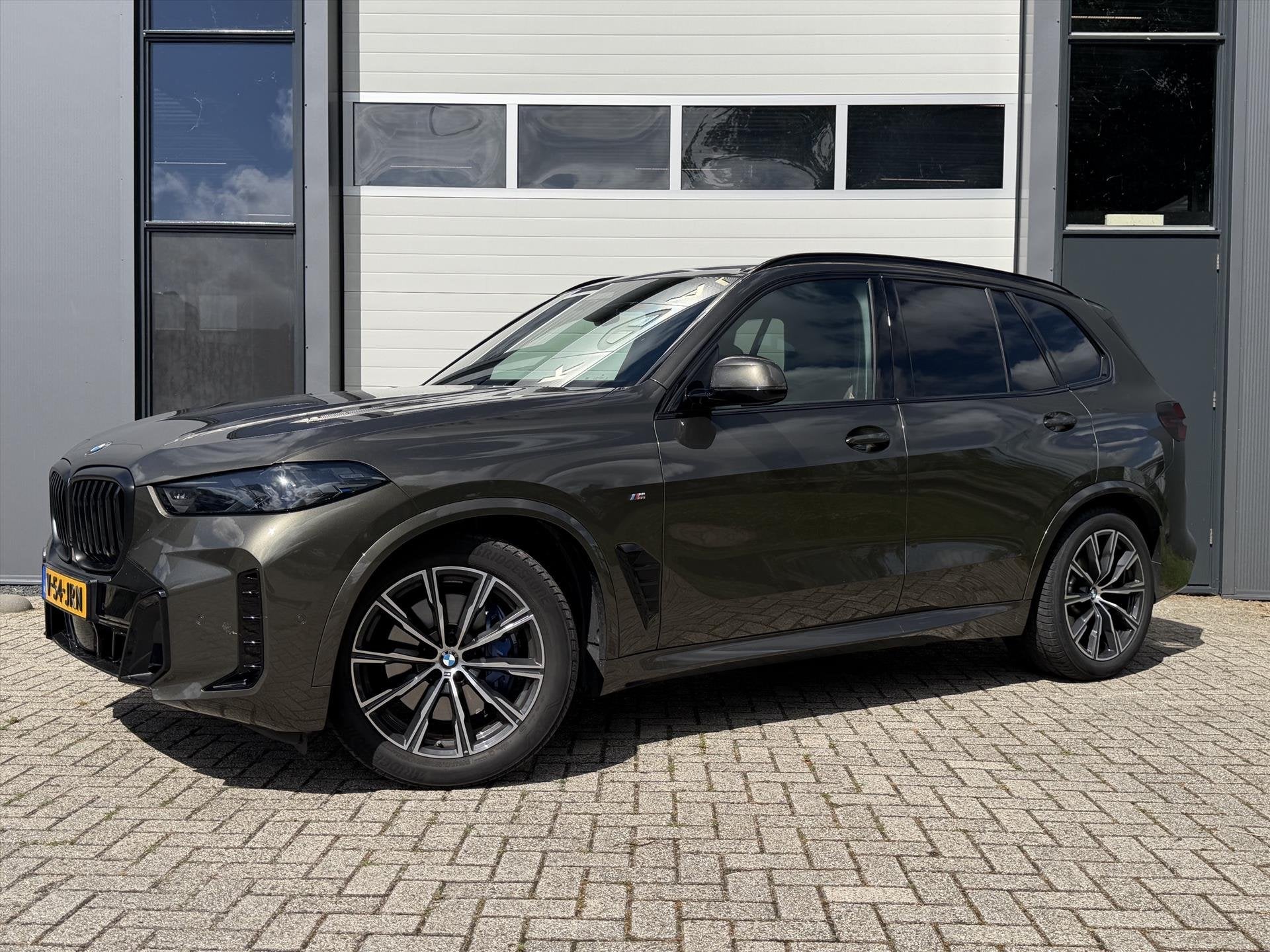BMW X5 xDrive40d 340pk Aut, Dealer onderhouden, 2240 kg, Gebruikt, X5