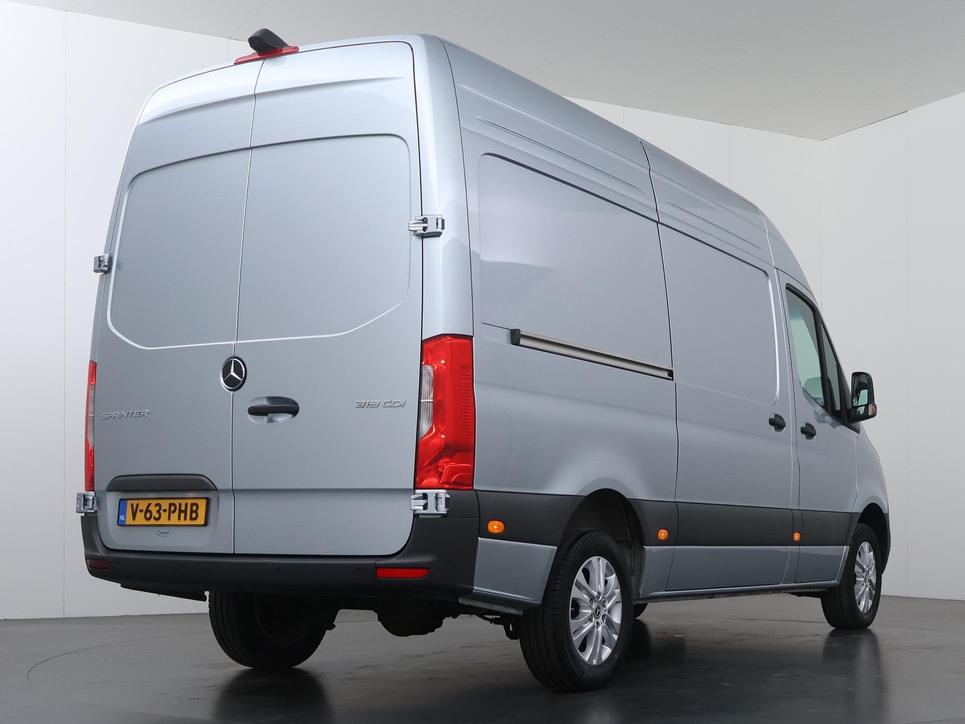 Mercedes-Benz Sprinter 319 CDI | AUT. | L2 H2 | PRO | LED |, Automaat, Gebruikt, Lane Keeping Assist, Bedrijf
