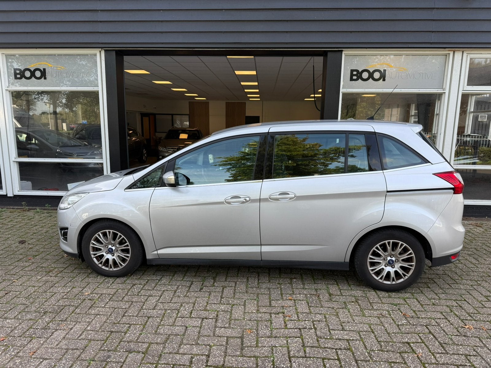 Ford Grand C-Max 2.0 Tdci 85KW AUTOMAAT 7 PERS Navi clima, Auto's, Stof, Euro 6, 4 cilinders, 7 stoelen