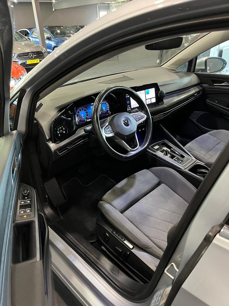 Volkswagen Golf 1.5 eTSI Style DSG AUTOMAAT NAP PANO, 150 pk, Origineel Nederlands, Bedrijf, 690 kg