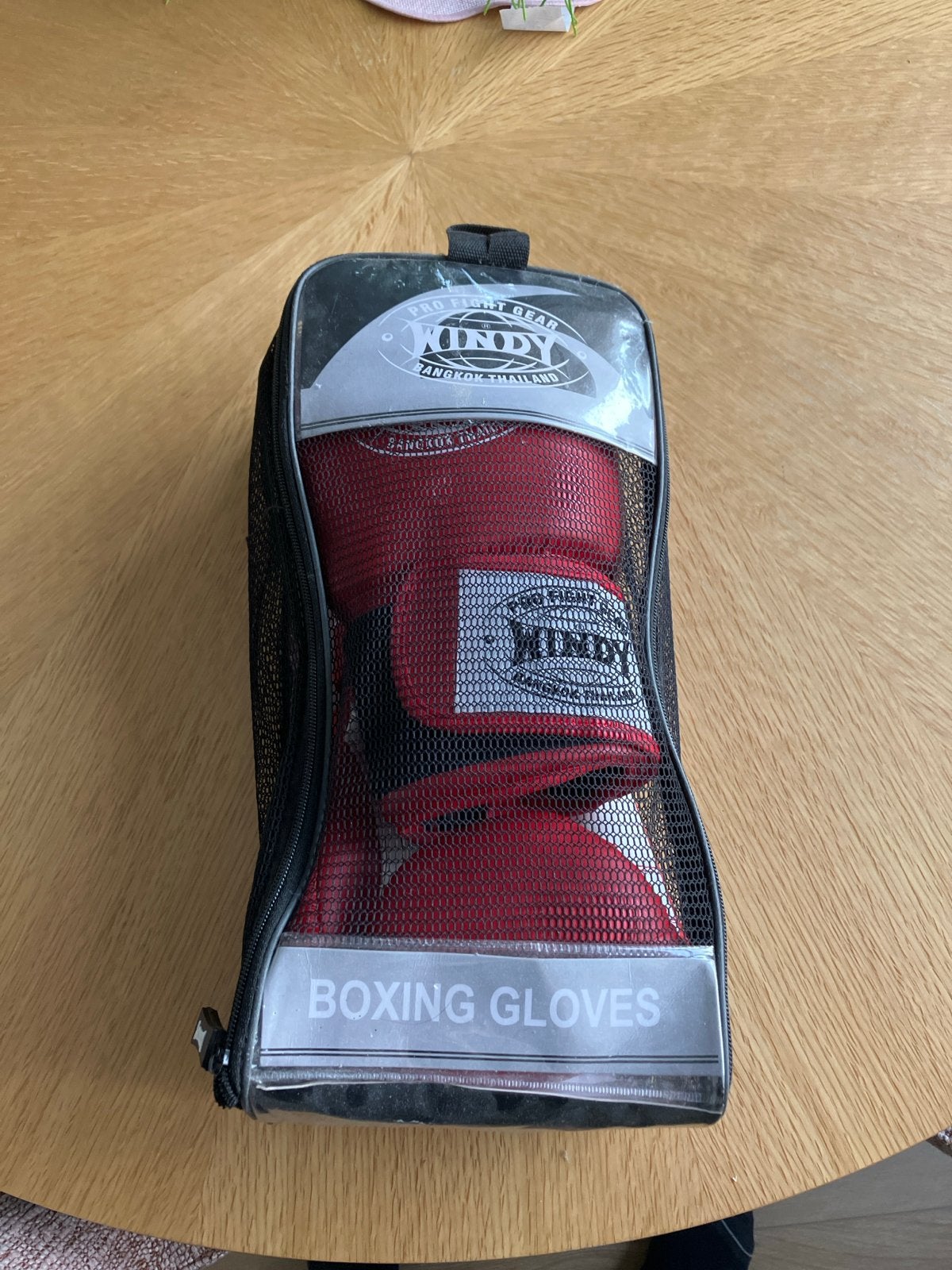 Windy Bokshandschoenen 10 OZ - Rood (Zo goed als nieuw), Ophalen of Verzenden, Zo goed als nieuw, Bokshandschoenen