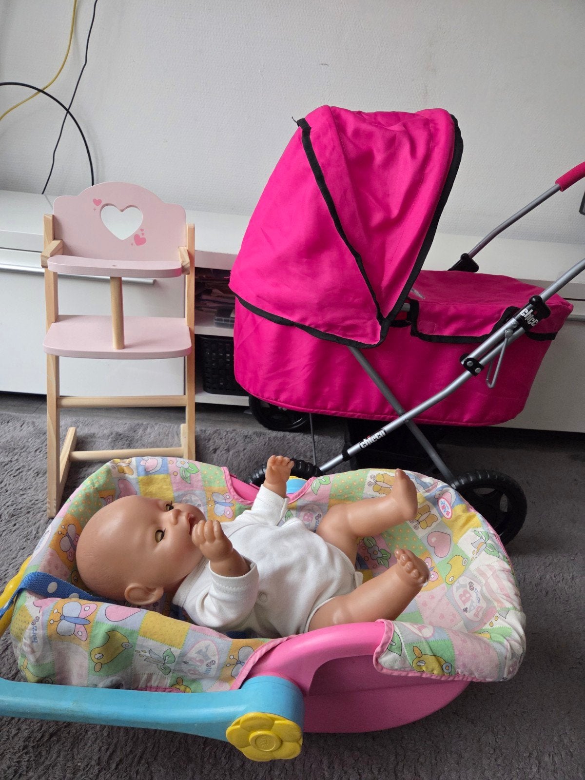 Baby Born met kinderwagen, maxicosi en kinderstoel, Kinderen en Baby's, Ophalen of Verzenden, Gebruikt, Babypop