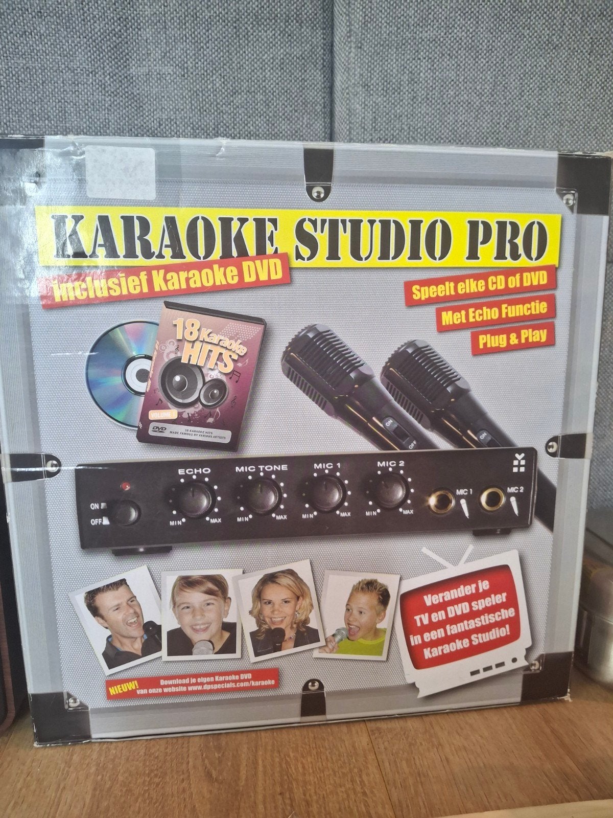 Karaoke Studio Pro met 2 microfoons en Karaoke DVD, Audio, Tv en Foto, Karaoke-apparatuur, Ophalen of Verzenden