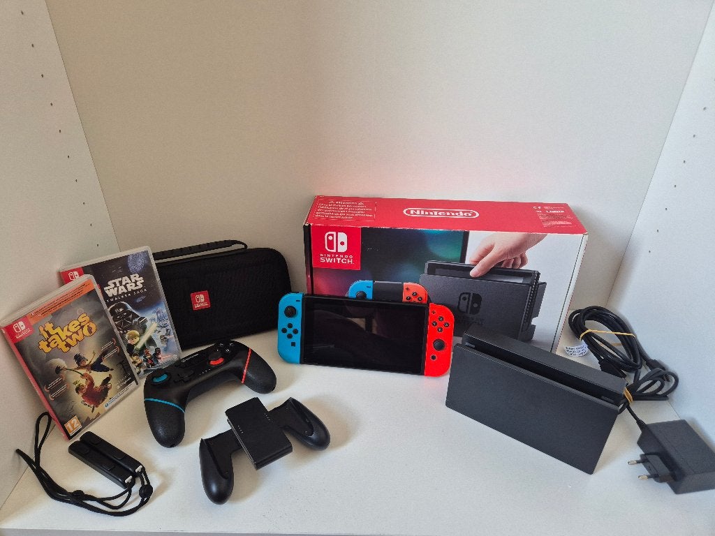 Nintendo Switch pakket, Ophalen, Met games, Met 2 controllers, Zo goed als nieuw