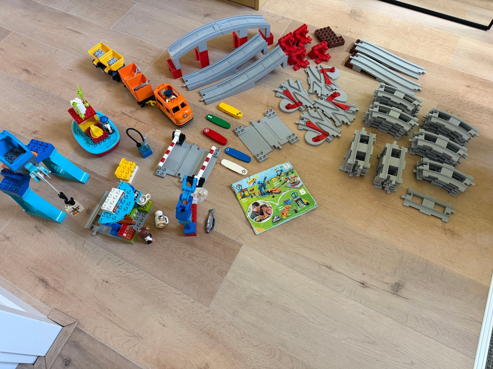 LEGO Duplo Goederentrein & Treinbrug (10875, 10872), Ophalen, Zo goed als nieuw, Overige merken