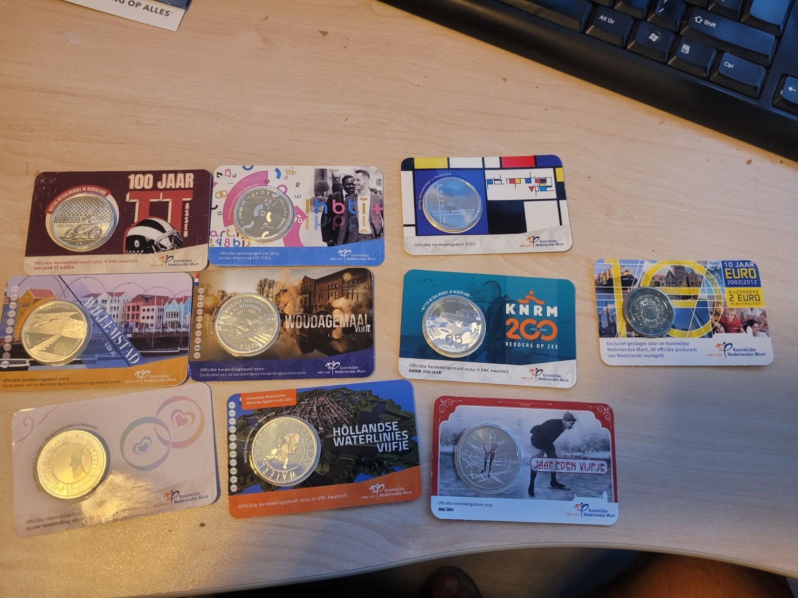 Herdenkingsmunten vijfjes coincards diverse soorten 10x, Postzegels en Munten, Ophalen of Verzenden, Koningin Beatrix, Euro's